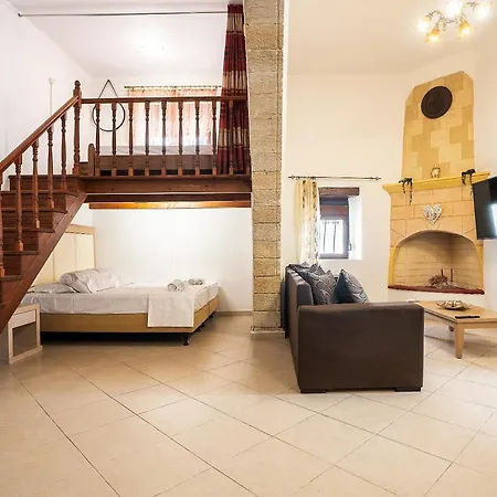 Villa Nikolaos *