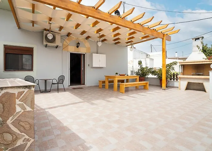 Nikolaos Villa